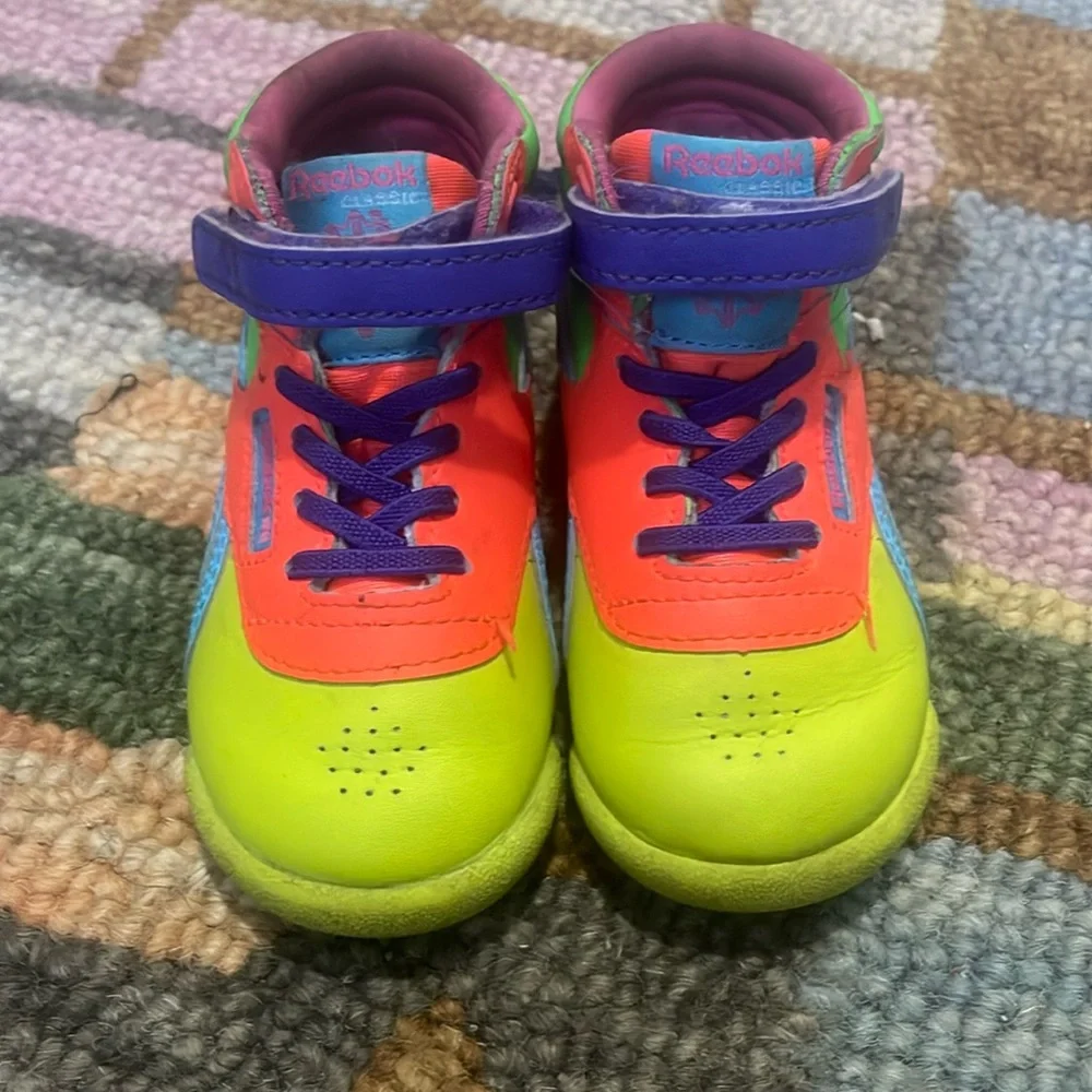 Toddler Reebok Freestyle - Picture 2 of 5